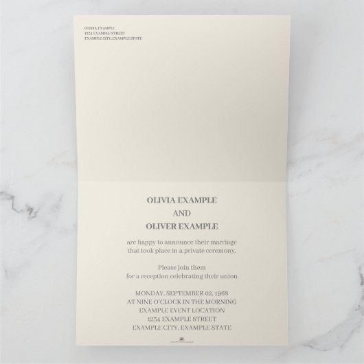 Trouwpaar kussen in zwart-wit kaart (Binnen)