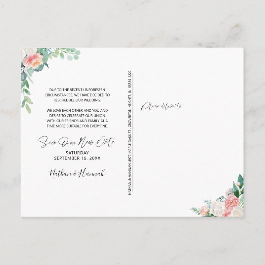 Trouwplannen Gewijzigd Roze Bloem Nieuwe Datum Aankondigingskaart (Achterkant)
