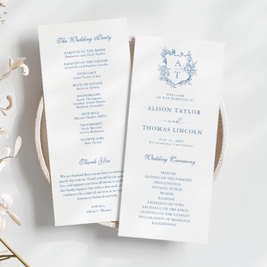 Trouwprogramma kaart met levendig blauwe monogramk