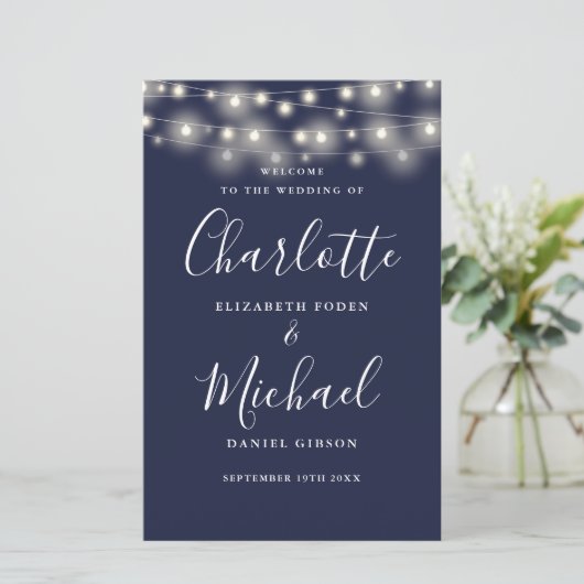 Trouwprogramma met marineblauwe slingerlichtjes (Staand voorkant)
