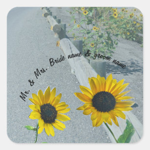 Trouwstickers Zonnebloemen casual bergweg Vierkante Sticker