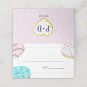 Trouwtafel met donut-thema plaatskaartje (Buitenkant ongevouwen)