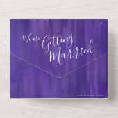 trouwtrouwfoto paarse rsvp tekst all in one uitnodiging (Achterkant)