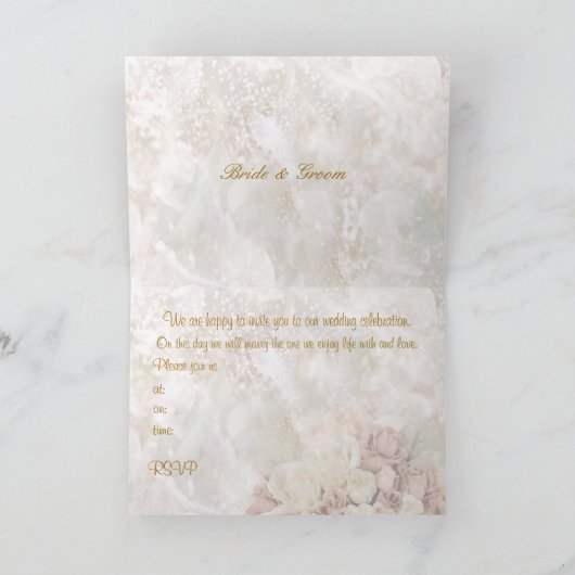 Trouwuitnodiging - Crème-wit-roze rozen. (Binnen)