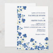 Trouwuitnodiging met bloem in zachte blauwe tint kaart (Voorkant / Achterkant)