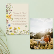 Trouwuitnodiging met foto en wilde bloementuin