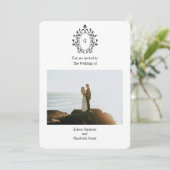 Trouwuitnodiging met monogramfoto kaart (Staand voorkant)