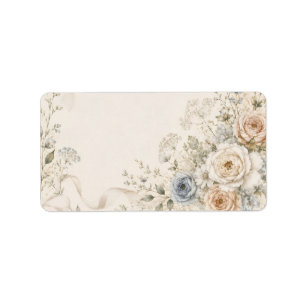 Trouwuitnodiging met sierlijke bloemdetails etiket