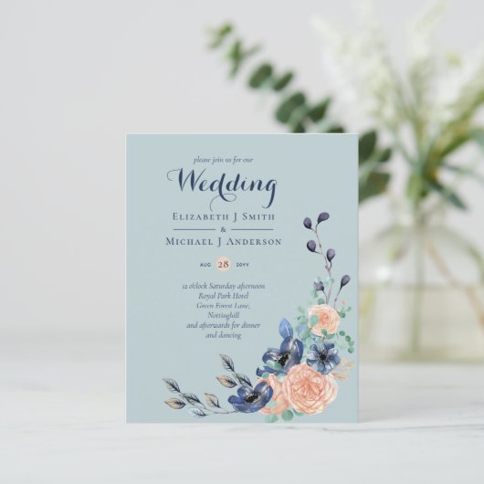 Trouwuitnodiging Paradise Navy Coral Sage Bloemen (Staand voorkant)