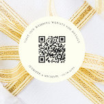 Trouwwebsite QR code details rsvp ivoor Ronde Sticker<br><div class="desc">Voeg je URL toe voor je trouwwebsite. Voor informatie,  details,  online rsvp. Een ivoorkleurige achtergrond,  zwarte tekst.</div>