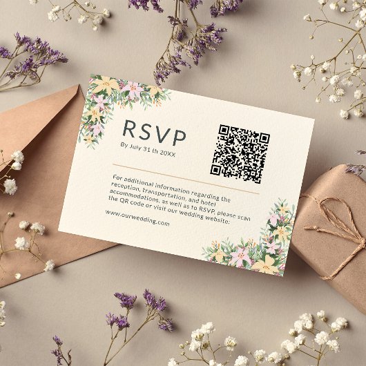 Trouwwebsite RSVP QR-code met bloemmotief Informatiekaartje