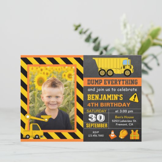 Truck Construction Birthday Party Photo Invitation Kaart (Staand voorkant)