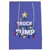 Truck Fump Minimal Art Xmas Lights And Star Medium Cadeauzakje (Achterkant)