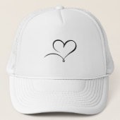 Trucker Hat with Modern Heart Graphic for All Styl Pet (Voorkant)