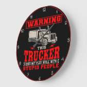 Trucker: "Speelt niet goed met domme mensen" Grote Klok (Hoek)