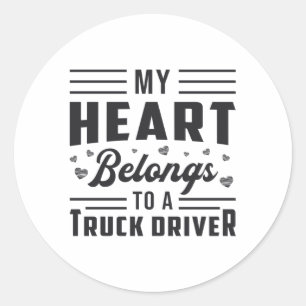 Trucker's vrouw Mijn hart is van een vrachtwagench Ronde Sticker