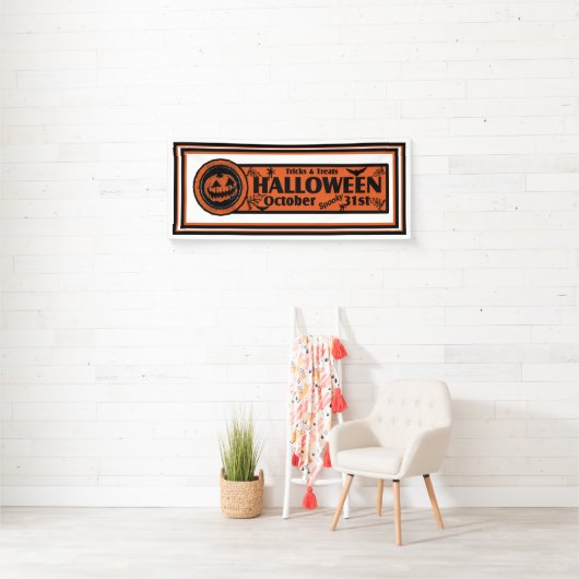 Trucs & Treats Halloween White BKG Spandoek (Insitu)