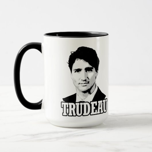 Trudeau Mok (Links)