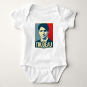 Trudeau Propaganda Poster -.png Romper (Voorkant)