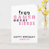 True Gamer Roze Typografie Gamer Meisje Verjaardag Kaart (Gele Bloem)