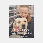 True Love heeft 4 Paws Custom Pet Hondenliefhebber Fleece Deken (Voorkant)
