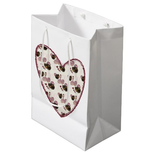 Truffle Heart Medium Cadeauzakje (Voorkant Gekanteld)