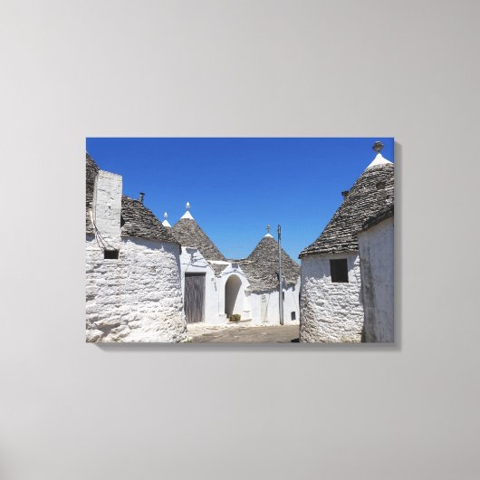 Trulli huizen in Alberobello, Puglia canvas print (Voorkant)