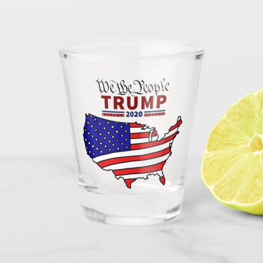 Trump 2020: "We The People" Shot Glas (Voorkant)