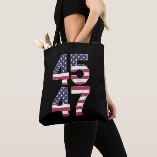 Trump 2024 45 47  tote bag (Dichtbij)
