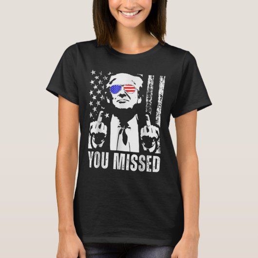 Trump 2024 Amerikaanse vlag grappig gemist T-shirt (Voorkant)