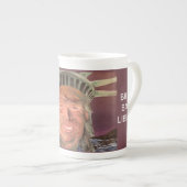 Trump 2024 Bring Back Liberty Porselein Kop (Voorkant rechts)