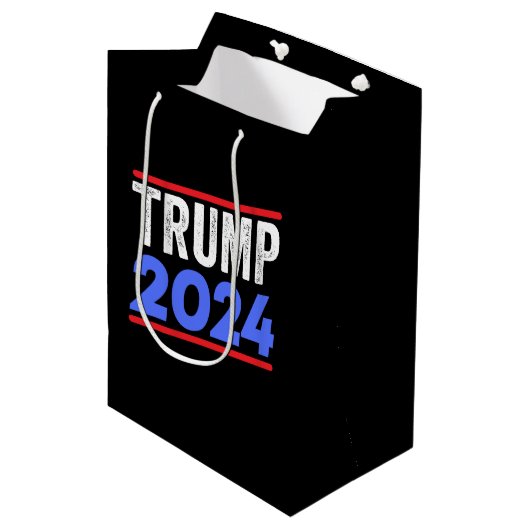 Trump 2024 for President Donald Jr. Maga Election Medium Cadeauzakje (Voorkant Gekanteld)