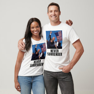 Trump 2024 geeft zich nooit over t-shirt