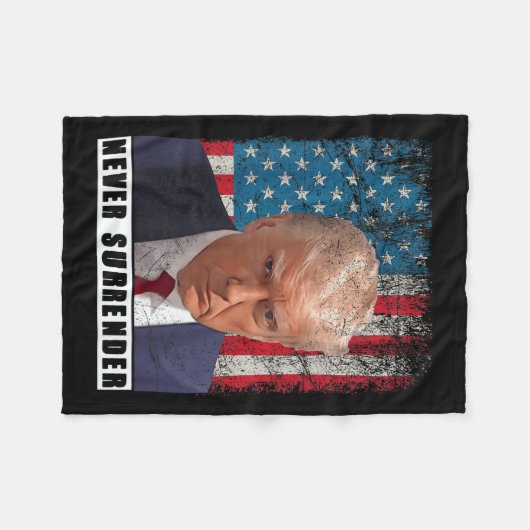 Trump 2024 Mok Shot President Never Surrender Flag Fleece Deken (Voorkant (Horizontaal))
