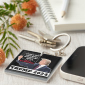 Trump 2024 Nog steeds Staande President Verkiezing Sleutelhanger (Voorkant Rechts)