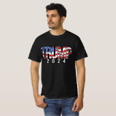 Trump 2024 Patriottische blokletters T-shirt (Voorkant volledig)