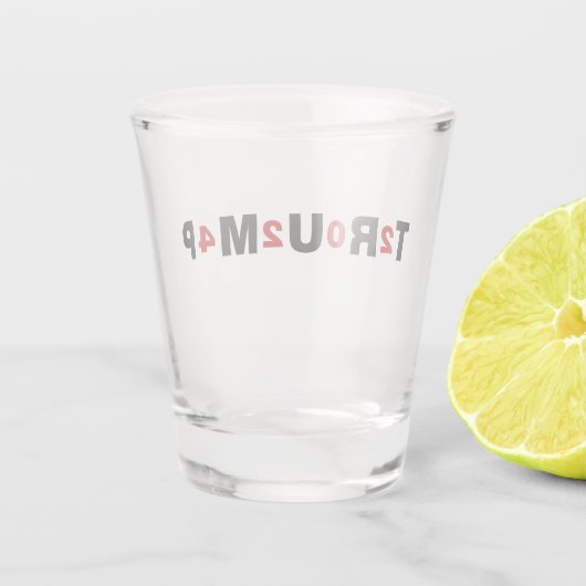 Trump 2024 Red Shot Glas (Achterkant)