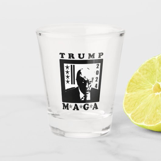 TRUMP 2024 SHOT GLAS (Voorkant)