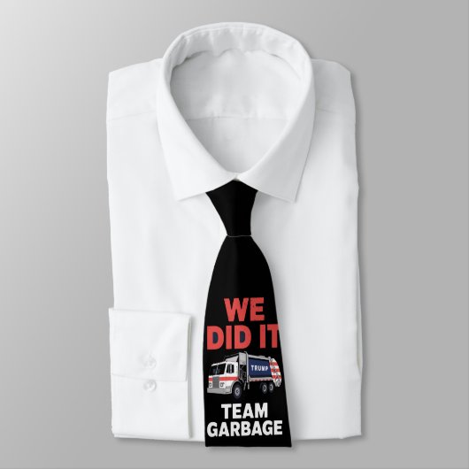 Trump 2024 Truck Garbage We hebben het gedaan Team Stropdas (Gebonden)