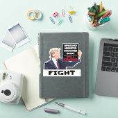 Trump 2024 vecht nog steeds presidentsverkiezingen sticker (iPad Cover)