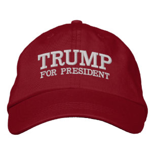 Trump 2024 voor President Geborduurde Pet