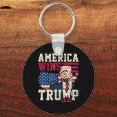 Trump 2028 Amerika Wint Sleutelhanger (Voorkant)