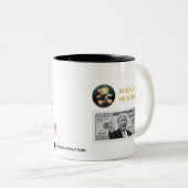 TRUMP 2: "DE SAGA GAAT DOOR" TWEEKLEURIGE KOFFIEMOK (Voorkant rechts)