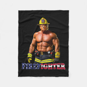 Trump als een buff brandweerman Trump 2024 Fleece Deken