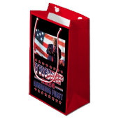 Trump America First Trump 2024 Klein Cadeauzakje (Voorkant Gekanteld)