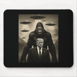 Trump Bigfoot Ufo Alien Ontmoeting Invasie Uap Pre Muismat