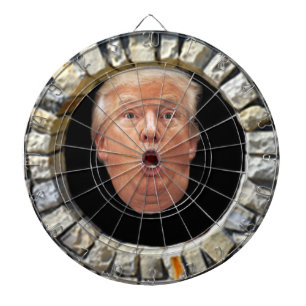 Trump bouwt een wanddartboard dartbord