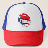 Trump Bullseye Trucker Pet (Voorkant)