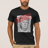 Trump Busted T-shirt (zwart) (Voorkant)