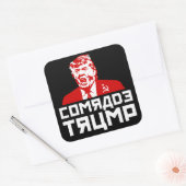 Trump Button: "Kameraad Trump" (zwart) Vierkante Sticker (Envelop)